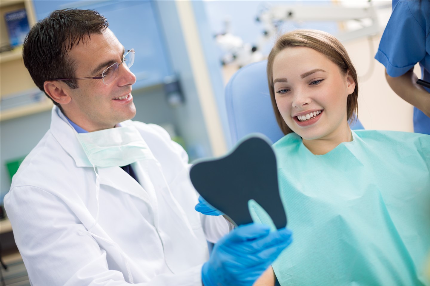 Популярный стоматолог: возможно доступное качество
