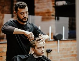 Миниатюра к статье Советы для первой стрижки вашего ребенка в барбершопе